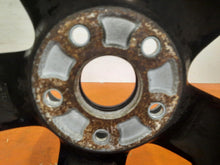 Load image into Gallery viewer, 1x Alufelge 17 Zoll 7.0" 5x114.3 55ET Glanz Schwarz T7A17070 Honda Crv I FEL1113706351lw