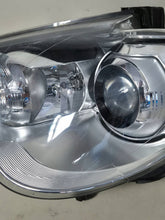 Laden Sie das Bild in den Galerie-Viewer, Frontscheinwerfer VW Touran 1T1941751A 0301253281 Xenon Rechts oder Links