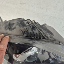 Laden Sie das Bild in den Galerie-Viewer, Frontscheinwerfer Seat Leon 5P1941008D Bi-Xenon Rechts Scheinwerfer Headlight