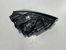 Load image into Gallery viewer, Frontscheinwerfer Audi Q2 81A941035 Laser Links Scheinwerfer Headlight SCH6860664570ta