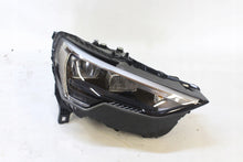 Laden Sie das Bild in den Galerie-Viewer, Frontscheinwerfer Audi Q3 83A941012 Laser Rechts Scheinwerfer Headlight