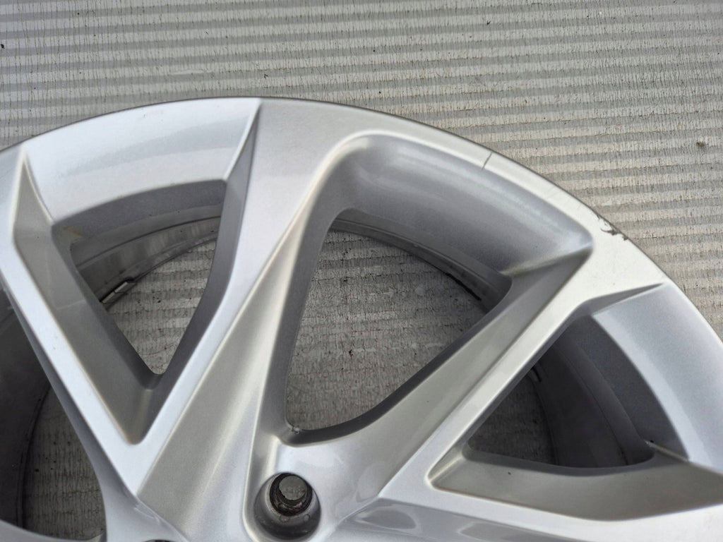 1x Alufelge 18 Zoll 8.0" 5x112 40ET Glanz Silber 5FF601025C Cupra Formentor FEL2335773409lj