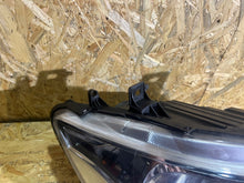 Laden Sie das Bild in den Galerie-Viewer, Frontscheinwerfer Mercedes-Benz Sprinter A9109060100 Rechts Headlight