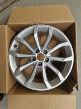 Load image into Gallery viewer, 1x Alufelge 18 Zoll 8.0&quot; 5x112 8W0601025 Audi A4 B9 Rim Wheel