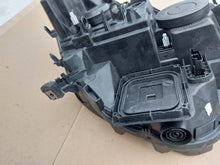 Laden Sie das Bild in den Galerie-Viewer, Frontscheinwerfer Renault Megane IV 260603157R 90060911 Links Headlight SCH5437093361xo
