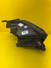 Laden Sie das Bild in den Galerie-Viewer, Frontscheinwerfer Mercedes-Benz W213 A2139067509 LED Links Headlight SCH3150220259vt
