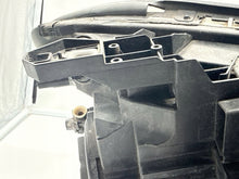 Laden Sie das Bild in den Galerie-Viewer, Frontscheinwerfer Mercedes-Benz Cla C117 A1178200361 Links Headlight SCH5978644525ok