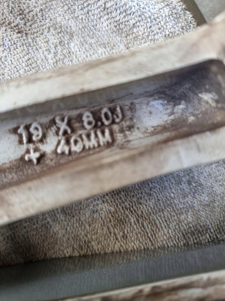 1x Alufelge 19 Zoll 8.0" 5x120 40ET Glanz Silber 6007214-00-D Tesla S Rim Wheel FEL5148278492hv