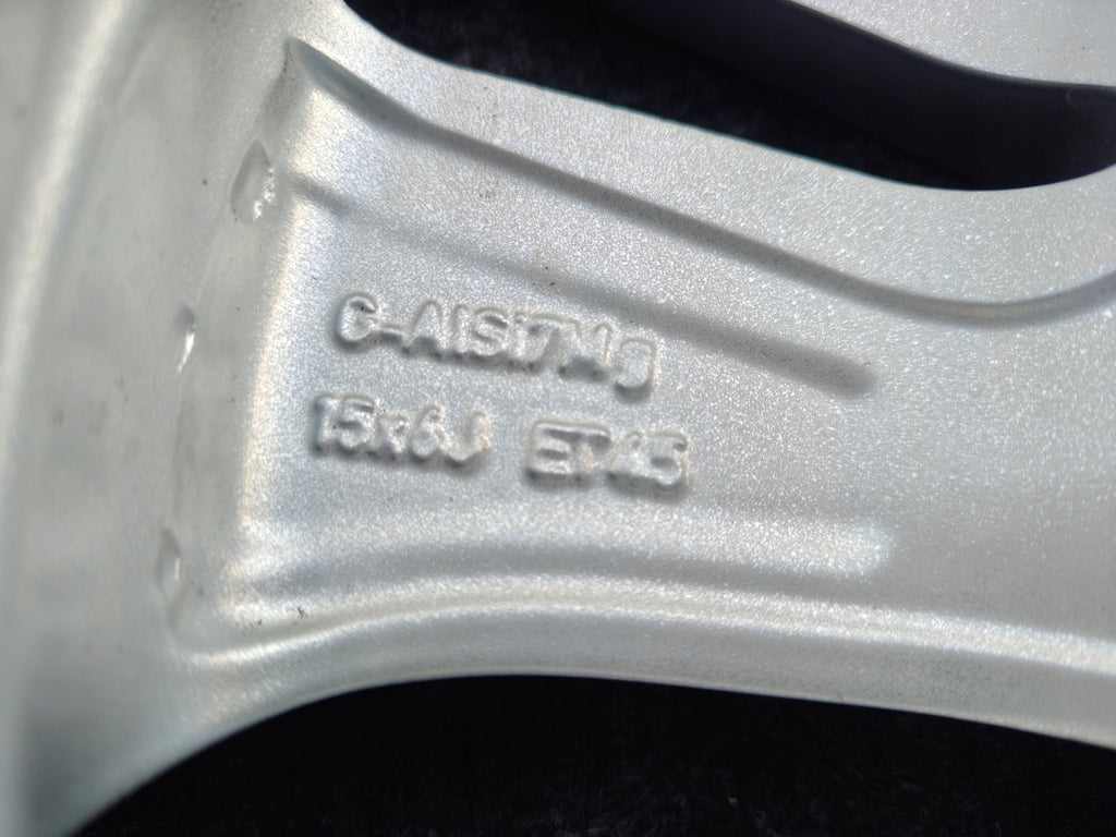 1x Alufelge 15 Zoll 6.0" 5x100 45ET Glanz Silber 42611-K0030 Toyota Yaris FEL9364457705mj