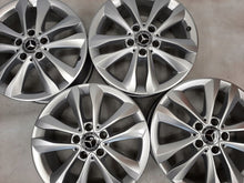 Laden Sie das Bild in den Galerie-Viewer, 4x Alufelge 17 Zoll 7.0" 5x112 48 5ET A2054018000 Mercedes-Benz W205 Rim Wheel FEL3699430449zz