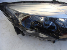 Laden Sie das Bild in den Galerie-Viewer, Frontscheinwerfer Renault Laguna III 260100247R 89905208 Halogen Rechts