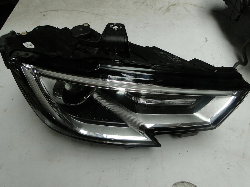 Frontscheinwerfer Audi A3 8V0941005E 8V0941006E Xenon Links Headlight