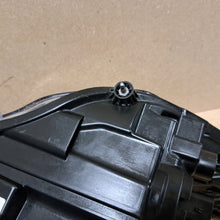 Laden Sie das Bild in den Galerie-Viewer, Frontscheinwerfer Ford Focus JX7B13E015AE LED Links Scheinwerfer Headlight SCH4867419881hu