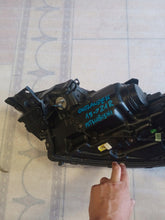 Laden Sie das Bild in den Galerie-Viewer, Frontscheinwerfer Mitsubishi Outlander 4BX158301C8-54 Rechts Headlight