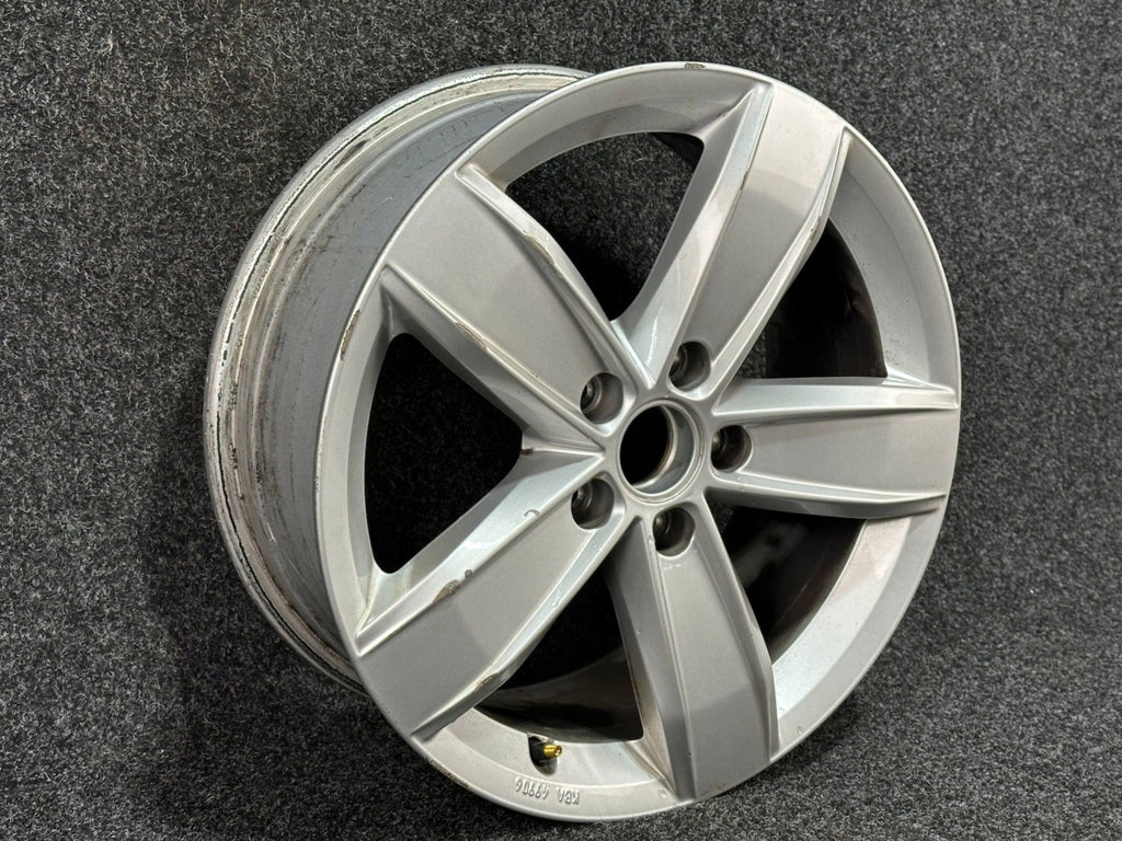 1x Alufelge 17 Zoll 5NA071497 VW Tiguan Rim Wheel FEL2610293379fl