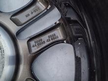 Laden Sie das Bild in den Galerie-Viewer, 1x Alufelge 16 Zoll 5.5&quot; 4x100 40ET 9965445560 Mazda 2 Rim Wheel