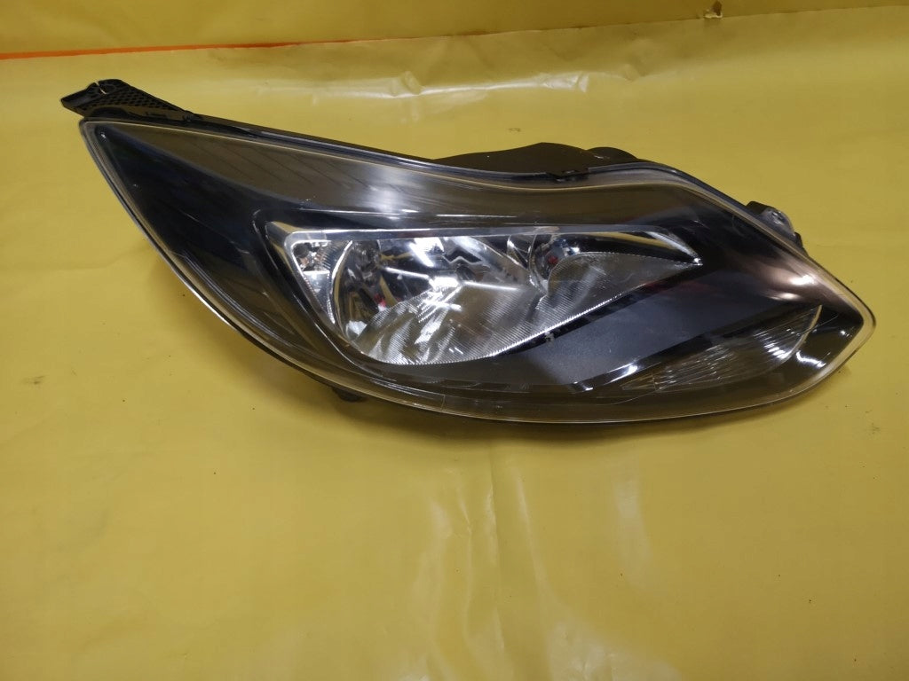 Frontscheinwerfer Ford Focus Rechts Scheinwerfer Headlight