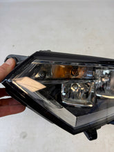 Laden Sie das Bild in den Galerie-Viewer, Frontscheinwerfer VW Passat B8 3G1941005C Links Scheinwerfer Headlight SCH9972197553gm