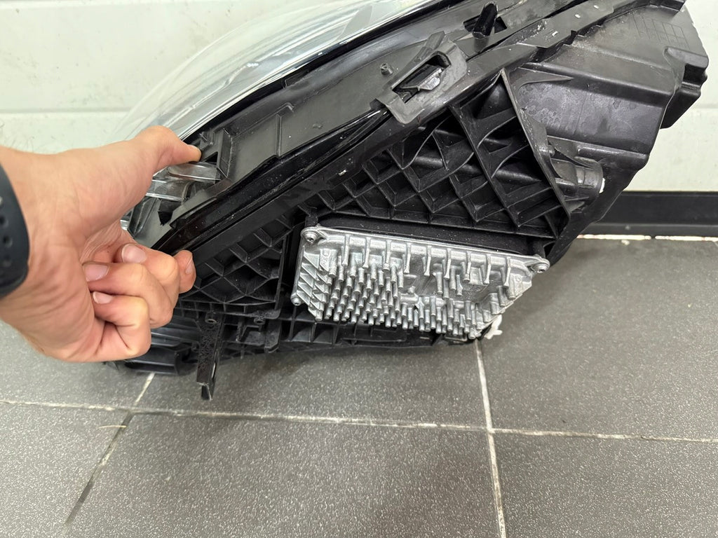 Frontscheinwerfer Mercedes-Benz Gla A2479064104 LED Links Scheinwerfer Headlight SCH3688649716oq