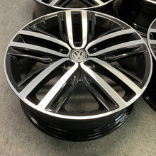 Laden Sie das Bild in den Galerie-Viewer, 4x Alufelge 19 Zoll 7.0" 5x112 43ET Glanz Silber 5NA601025AP VW Tiguan Rim Wheel FEL7876751396oo