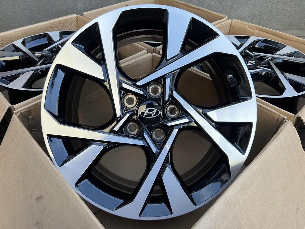 4x Alufelge 18 Zoll 7.5" 5x114.3 52ET Glanz Schwarz 52910-J9800 Hyundai Sonata FEL4470035211wp