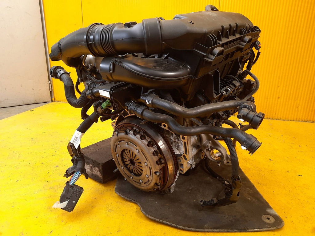 Motor Peugeot 3008 10TMA6 1.2 THP Benzin Engine Komplett