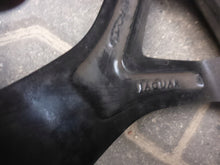 Laden Sie das Bild in den Galerie-Viewer, 1x Alufelge 19 Zoll 9.5&quot; 5x108 27ET Jaguar Xj Xf Rim Wheel