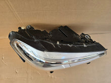 Load image into Gallery viewer, Frontscheinwerfer BMW X3 G01 8739654-02 Rechts Scheinwerfer Headlight SCH5883935618iu