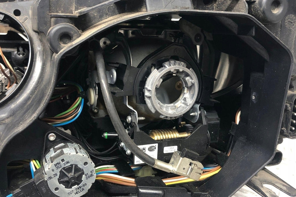 Frontscheinwerfer BMW 5 Touring 15933200 Links Scheinwerfer Headlight SCH3732059932qs