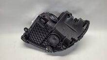 Laden Sie das Bild in den Galerie-Viewer, Frontscheinwerfer Mercedes-Benz W206 A2069061203 LED Rechts Headlight SCH8937726921fy