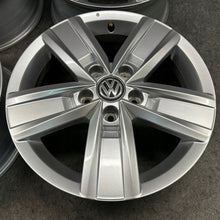 Laden Sie das Bild in den Galerie-Viewer, 4x Alufelge 17 Zoll 7.0" 5x120 55ET Glanz Silber 7E0601025P VW Multivan FEL2424943759cy