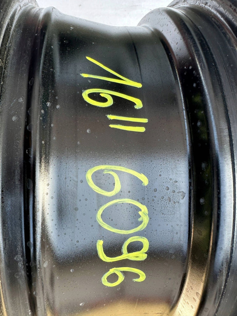 1x Alufelge 16 Zoll 6.5" 5x114.3 403003061RA Renault Clio I V Rim Wheel FEL1512525391zq