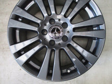 Laden Sie das Bild in den Galerie-Viewer, 4x Alufelge 17 Zoll 7.5" 5x112 47ET A2044010402 Mercedes-Benz Rim Wheel FEL7374199201tx