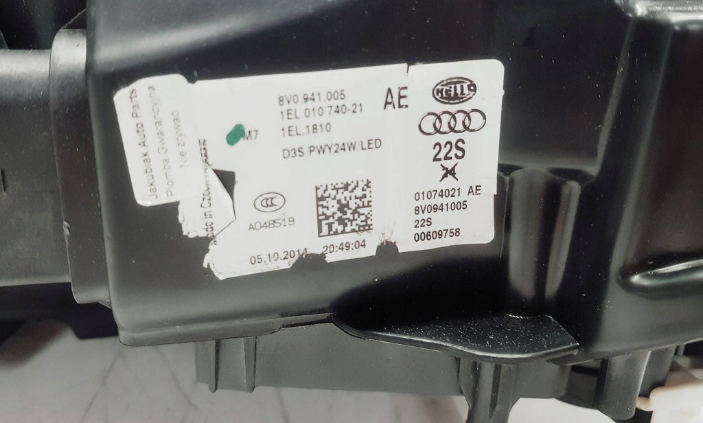 Frontscheinwerfer Audi A3 8V0941005 Xenon Ein Stück (Rechts oder Links)