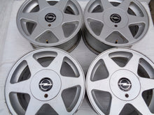 Laden Sie das Bild in den Galerie-Viewer, 4x Alufelge 15 Zoll 7.0&quot; 5x110 33ET 42428 Opel Omega A Vectra Zafira Rim Wheel