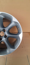 Laden Sie das Bild in den Galerie-Viewer, 1x Alufelge 17 Zoll 7.5&quot; 5x108 55ET 31255953 Volvo V70 C30 S40 V50 Rim Wheel