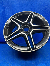 Load image into Gallery viewer, 1x Alufelge 19 Zoll 7.5" 5x112 53ET Glanz Schwarz A2474011500 Mercedes-Benz W247 FEL9007398172gd