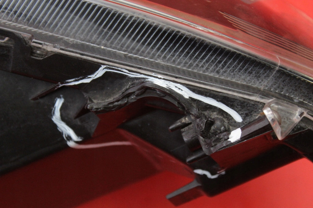 Frontscheinwerfer Mazda 2 D651-51040 Links Scheinwerfer Headlight