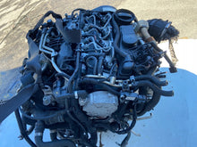 Laden Sie das Bild in den Galerie-Viewer, Motor Renault Koleos II M9R868 2.0 DCI 180PS 130kW 123TKm 2017 Diesel Komplett MOT2206468589rc