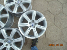 Laden Sie das Bild in den Galerie-Viewer, 4x Alufelge 17 Zoll 8.0" 5x108 42ET Glanz Silber 31362838 Volvo S90 V90 FEL9242885283rb