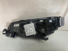 Load image into Gallery viewer, Frontscheinwerfer Skoda Superb III 3V1941016E LED Rechts Scheinwerfer Headlight