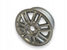 Laden Sie das Bild in den Galerie-Viewer, 1x Alufelge 15 Zoll 6.0&quot; 4x100 50ET 403001822R Renault Koleos Arkana Rim Wheel