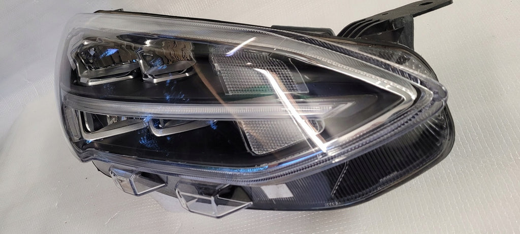 Frontscheinwerfer Ford Focus JX7B-13E014-AE JX7B13E014AE LED Rechts Headlight