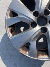 Load image into Gallery viewer, 1x Alufelge 16 Zoll 6.0" 5x108 9677089777 Citroën C4 Picasso Ii Rim Wheel FEL8671139646ab