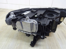 Laden Sie das Bild in den Galerie-Viewer, Frontscheinwerfer VW T Roc 2GA941773B Full LED Links Scheinwerfer Headlight