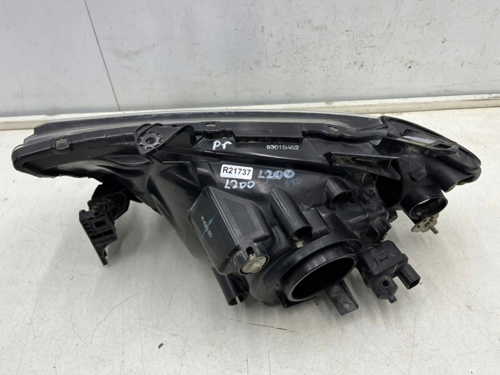 Frontscheinwerfer Mitsubishi L200 8301B462 Rechts Scheinwerfer Headlight SCH2390552948qq