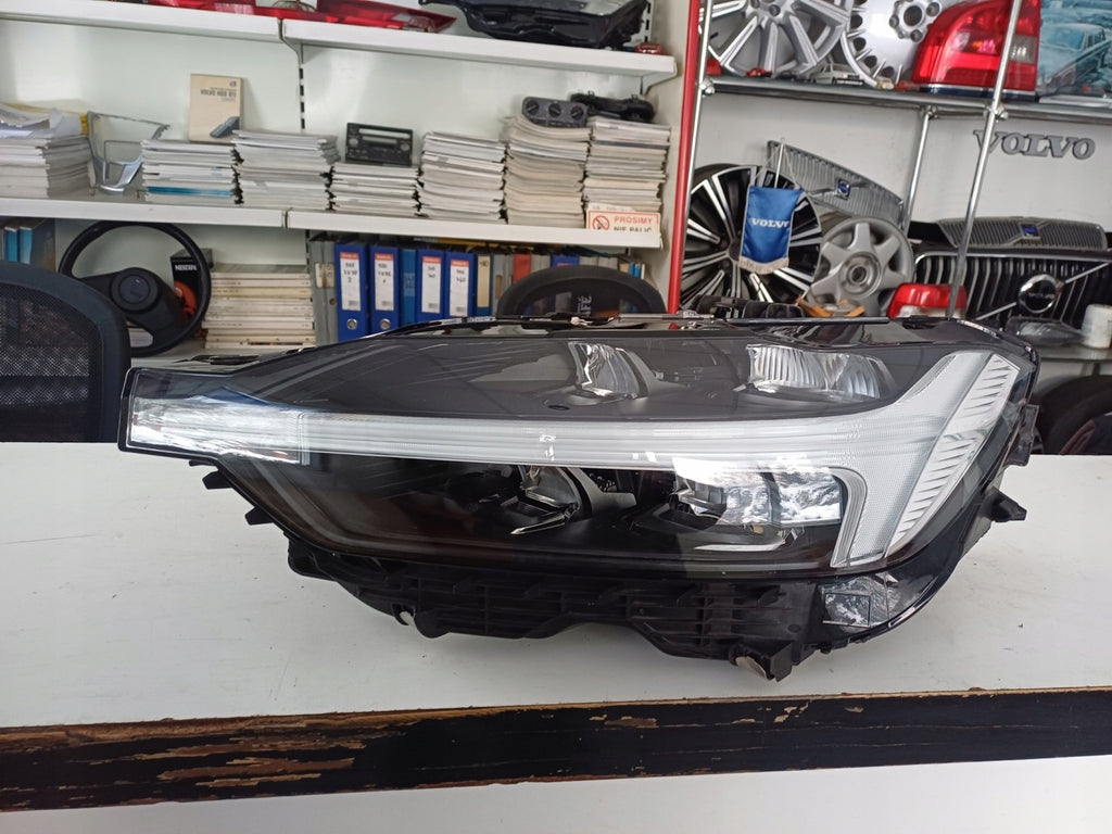 Frontscheinwerfer Volvo Xc60 32404709 LED Links Scheinwerfer Headlight SCH7173871264zf