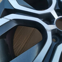 Load image into Gallery viewer, 1x Alufelge 18 Zoll 7.0" 5x114.3 35ET 420601025B Audi Koleos Arkana Rim Wheel FEL8933417652qx