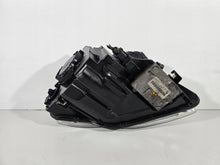 Laden Sie das Bild in den Galerie-Viewer, Frontscheinwerfer Audi A4 B7 1374862475435 Links Scheinwerfer Headlight SCH4930362512yo