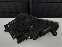 Laden Sie das Bild in den Galerie-Viewer, Frontscheinwerfer Skoda Superb 3V1941016A Xenon Rechts Scheinwerfer Headlight